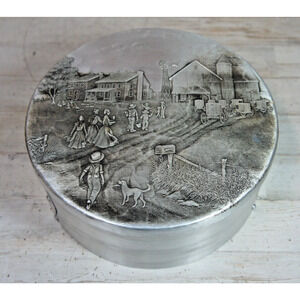 Wendell August Forge Round Aluminum Container Tin Lidded Box Farm Barn Car 9"